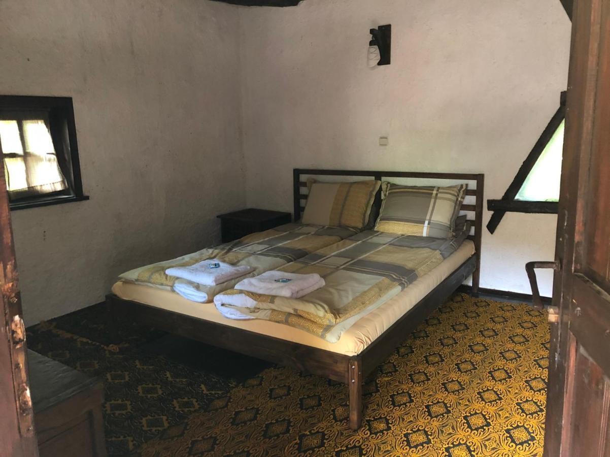 Etnographic Houses Dulbok Dol Ngoại thất bức ảnh